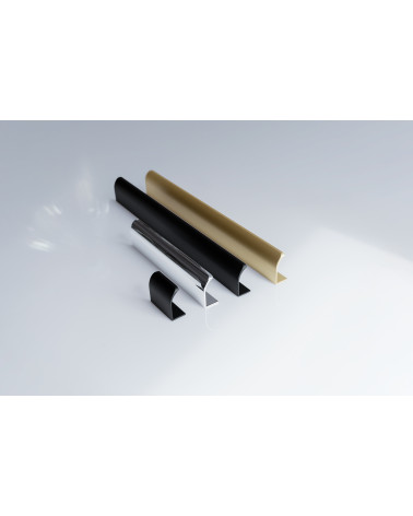 Maniglia per mobile SONORE design posata su una superficie chiara