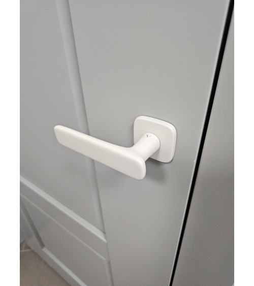 Maniglia per porta avorio opaco FLOW maniglia design
