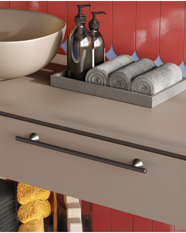 Maniglia per mobile ROG maniglia design vista ravvicinata montata su un mobile da bagno