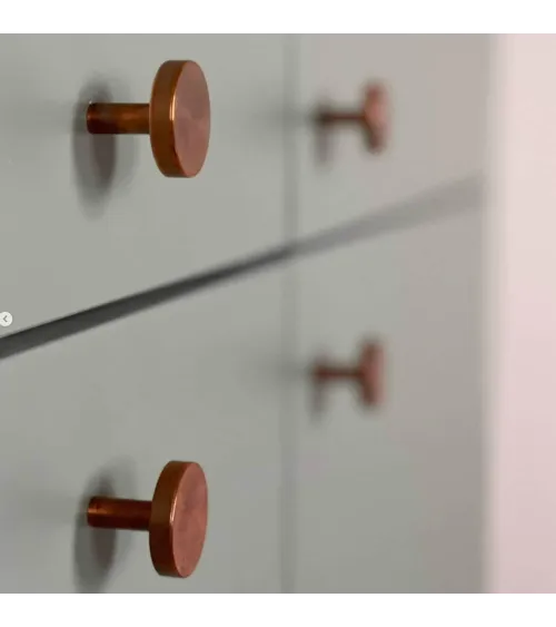 Pomolo per mobile in ottone NENA M design