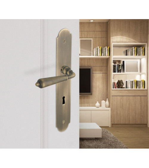 Maniglia per porta finitura bronzo su placca lunga - fabbricazione francese