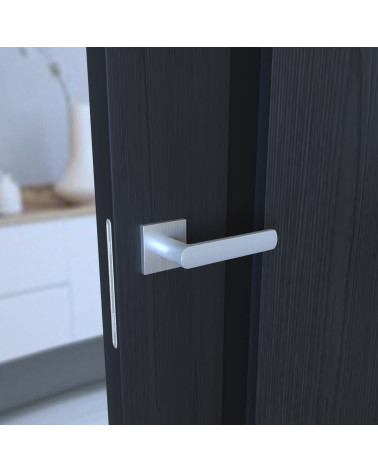 Maniglia per porta classica TORINO ferramenta design vista laterale montata su una porta