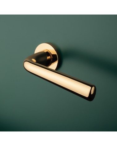 Maniglia per porta Oro lucido TULIPA porta interna design montata su una porta
