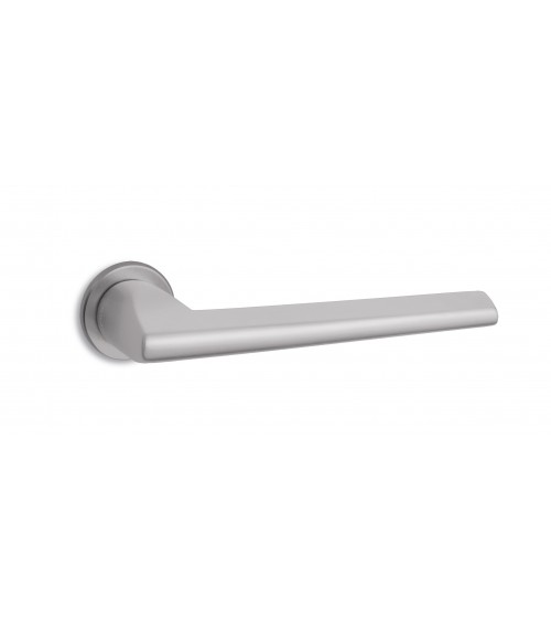 Maniglia per porta cromata satinata Ento Pilot C3 ferramenta design