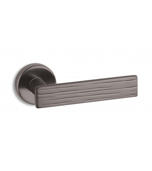 Maniglia per porta grafite Ento Wood maniglia design