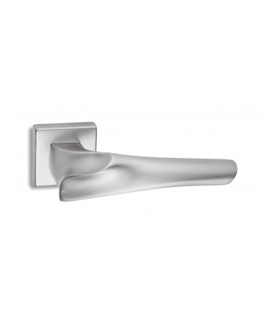 Maniglia porta cromo satinato Ento Anatomica ferramenta design