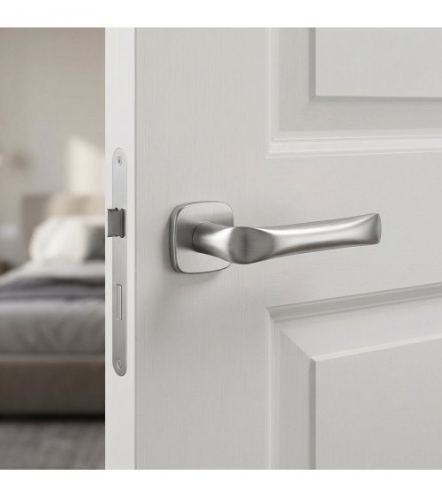 Maniglia per porta cromata satinata FOLD design