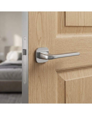 Maniglia per porta su placca arrotondata finitura cromo spazzolato Solo