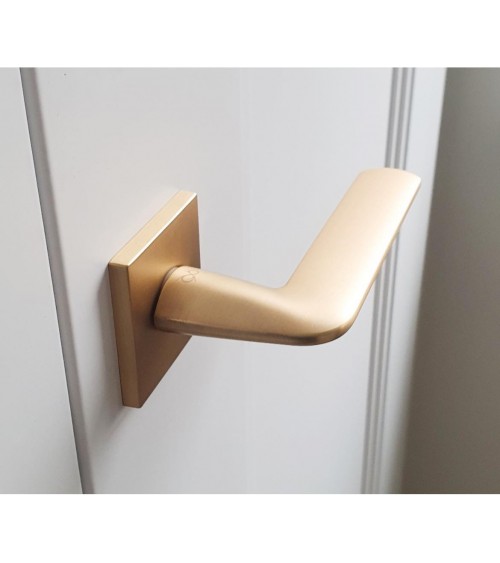 Maniglia per porta STINGER oro opaco design
