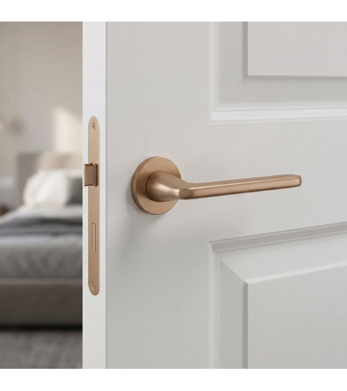 Maniglia per porta marrone chiaro UTA design