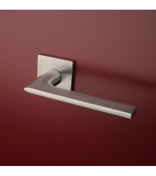 Maniglia per porta cromo spazzolato SALVIA maniglia design