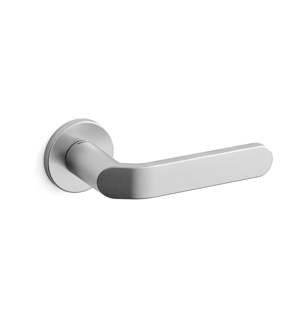 Maniglia per porta cromo satinato Mandelli Callas maniglia design