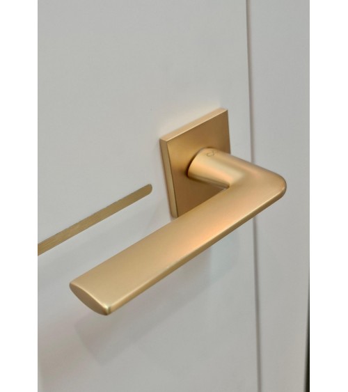 Maniglia per porta STINGER oro opaco design