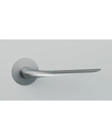 Maniglia per porta in ottone Mandelli Coupé design