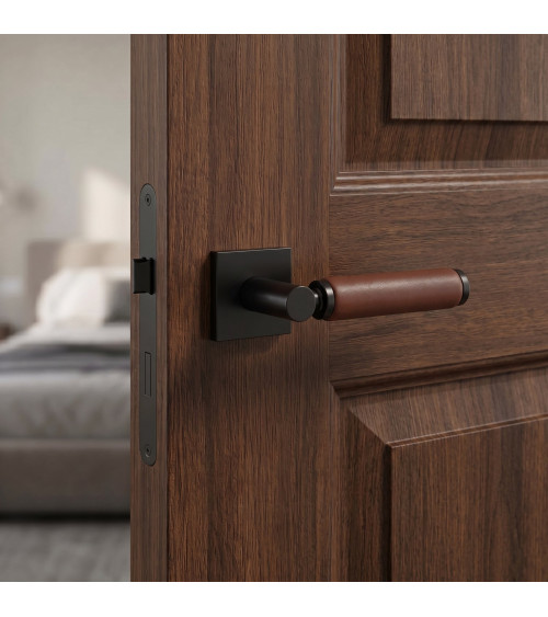 Maniglia per porta in ottone e pelle scura TUPAI 4200/201 quadrata - maniglia design