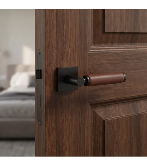 Maniglia per porta in ottone e pelle scura TUPAI 4200/201 quadrata - maniglia design