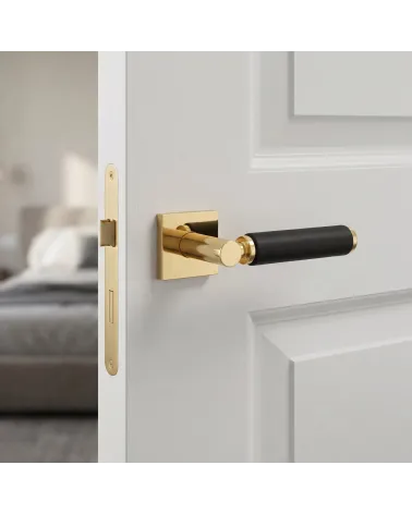 Maniglia per porta di alta gamma oro lucido e pelle nera TUPAI 4200/202 quadrata - MillaManiglie