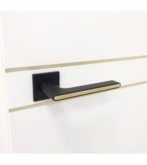 Maniglia per porta bicolore nera e dorata su placca quadrata - modello Ferrara - maniglia design