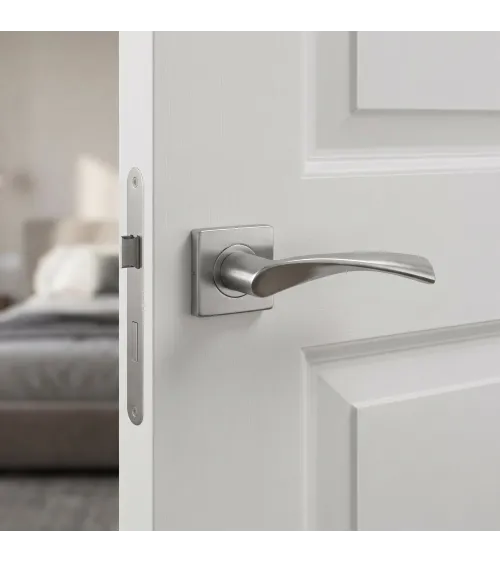 Maniglia per porta contemporanea KVADRAT 1708