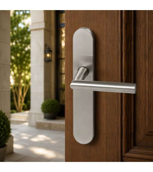 Maniglia per porta su placca Altesse Inox 316 – Alta resistenza ambienti esterni - modello Altesse