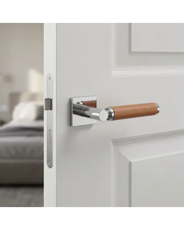 Maniglia di Porta Quadrata Cromo Lucido in Pelle | Lusso e Brillantezza