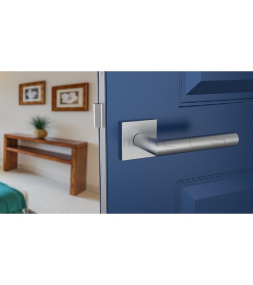 Maniglia per porta cromo satinato ARABIS ferramenta design