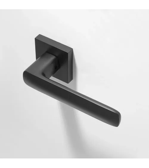 Maniglia per porta Écir in zama finitura nera