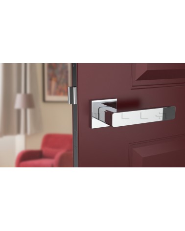Maniglia per porta cromo lucido ERICA ferramenta design vista frontale montata su una porta