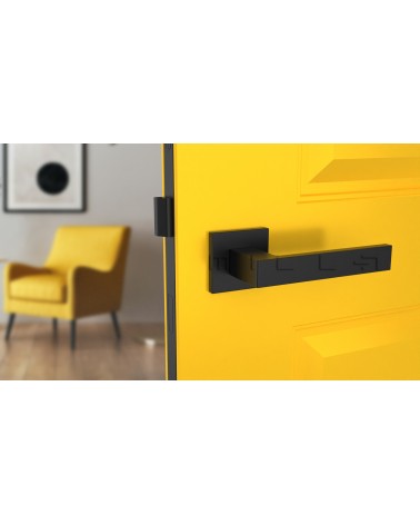 Maniglia per porta nera SULLA design vista frontale montata su una porta