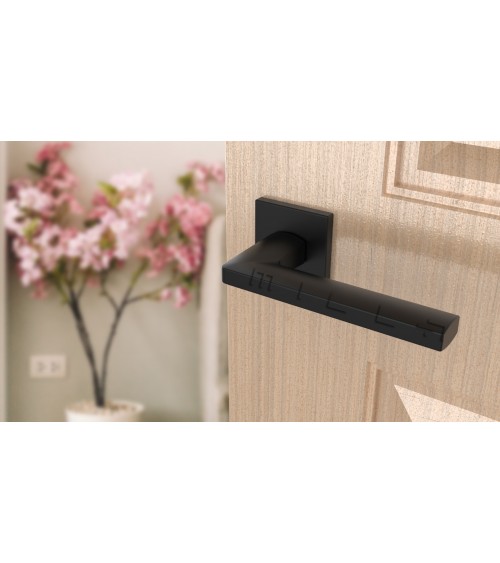Maniglia porta nera PYROLA ferramenta design