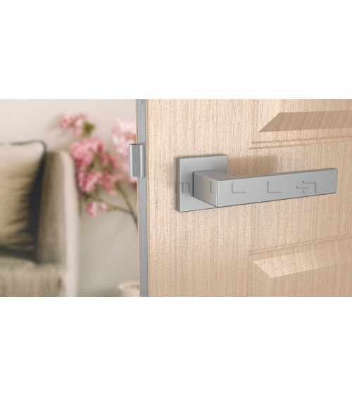 Maniglia per porta cromata satinata PINA design