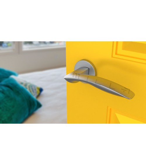 Maniglia per porta cromo satinato ROBINE ferramenta design