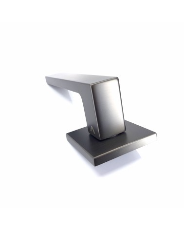 Maniglia per porta classica WARNA maniglia design - vista ravvicinata