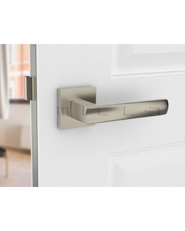 Maniglia per porta moderna DIUNA maniglia design montata su una porta socchiusa