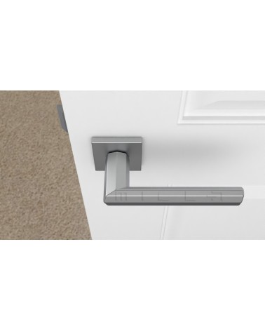 Maniglia per porta su placca quadrata FRESIA maniglia design colore 1 vista dall'alto montata su una porta