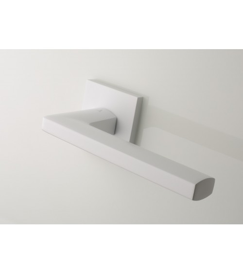 Maniglia per porta bianca PYROLA ferramenta design