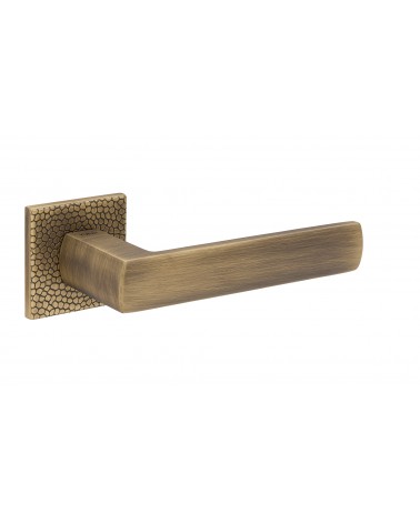 Maniglia per porta su placca quadrata TUPAI 4161-T1 maniglia design