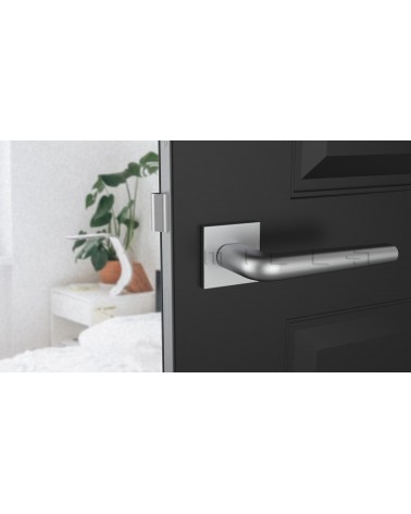 Maniglia per porta in cromo lucido su placca quadrata FUNKIA - maniglia design