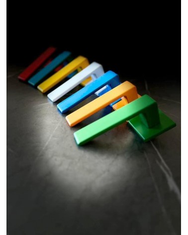 Maniglia per porta da verniciare Stella - design