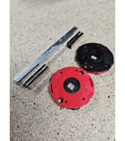 Kit montaggio maniglie Moon per serratura a codolo 7mm - maniglia design