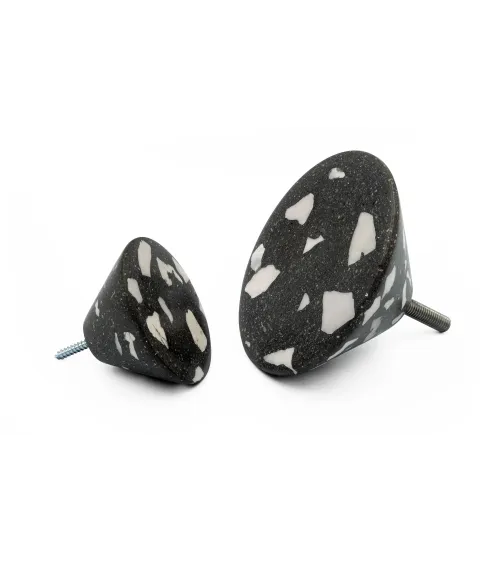 Pomello per mobile in cemento - Urbi & Orbi Demenico Rocks Cono - maniglia design