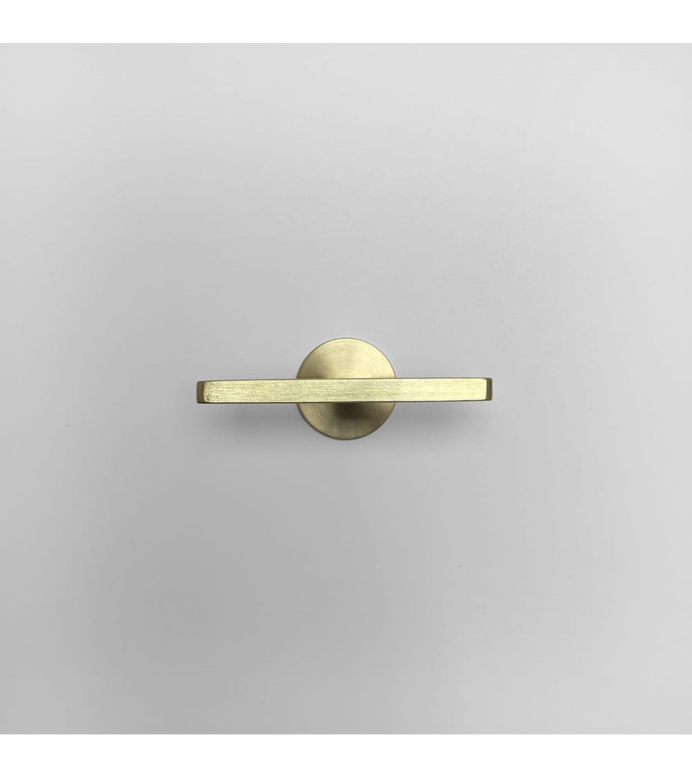 Pomello per mobile in ottone ISA T maniglia design