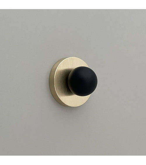 Pomolo per mobile oro opaco/nero MONA design