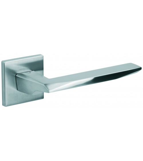 Maniglia per porta in zamak ZOE design