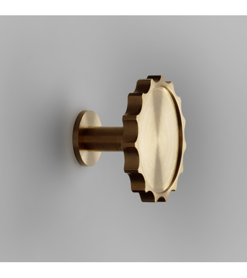 Appendiabiti da parete ottone Lexi - maniglia design