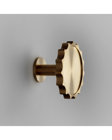 Appendiabiti da parete ottone Lexi - maniglia design