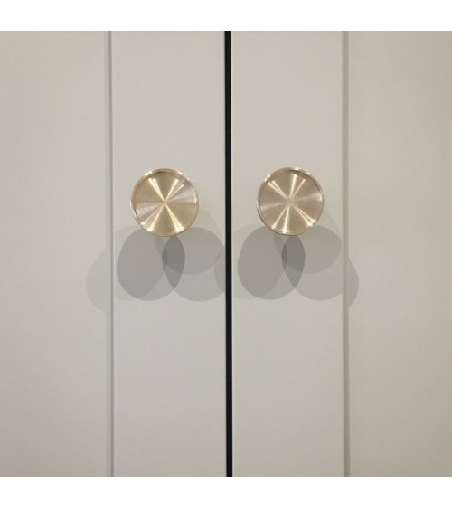 Pomolo per mobile in ottone INA design