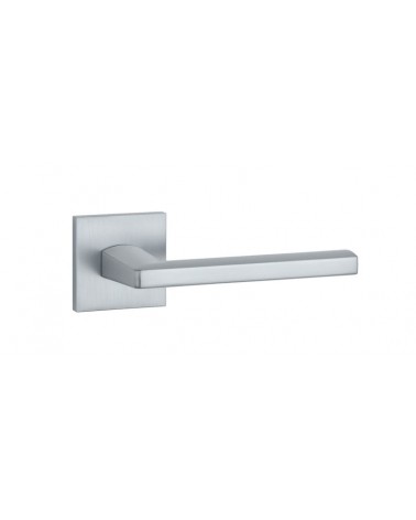 Maniglia per porta in cromo satinato PYROLA ferramenta design