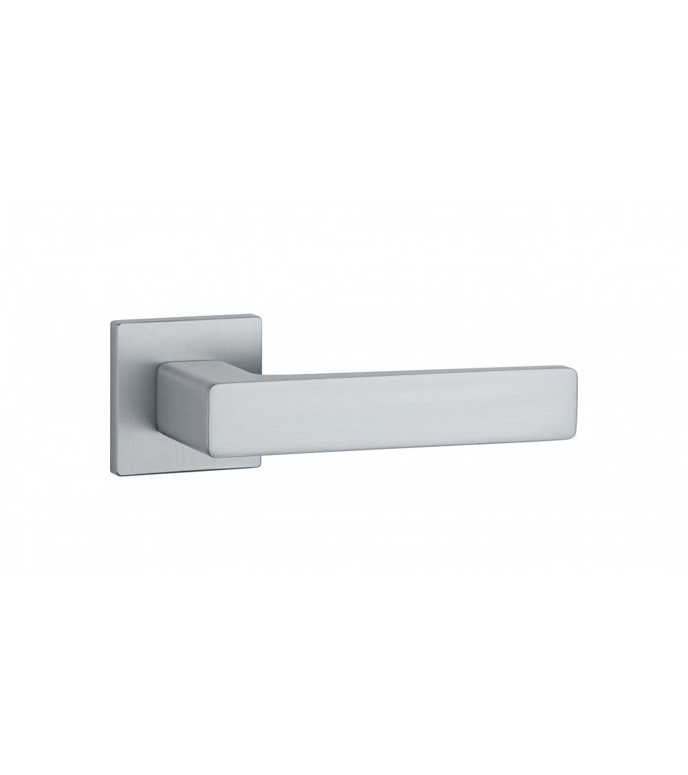 Maniglia per porta in cromo satinato ERICA ferramenta design