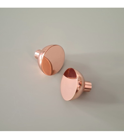 Pomello per mobile in rame LUNA M maniglia design